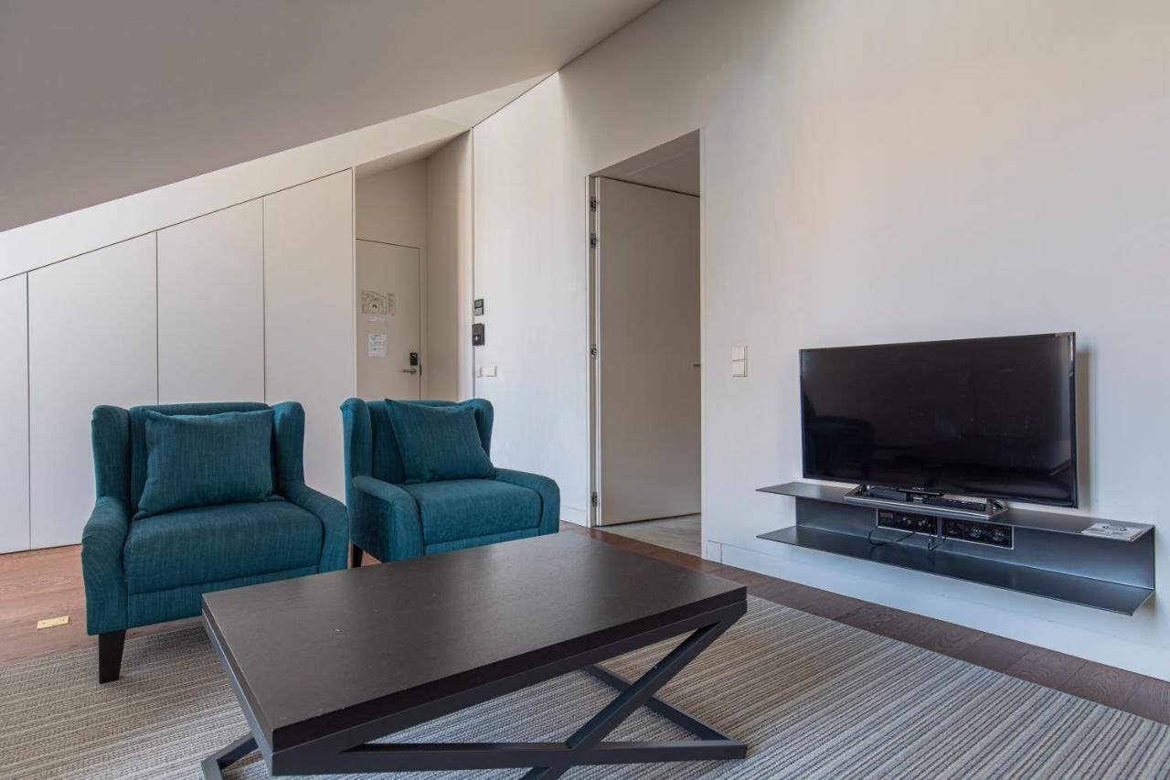 8 Building Apartment 403 T2 - River & Garden View Lissabon Exterior foto